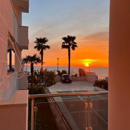 White Sidesea View Apartment Sarandë Exterior foto